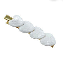 Load image into Gallery viewer, Velvet Heart Alligator Clips